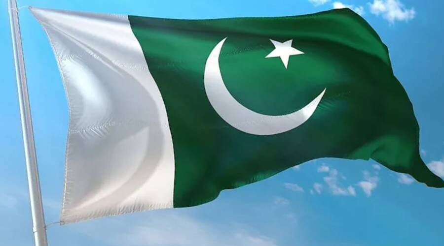 Pakistan Supreme Court Approves Military Trials for Civilians