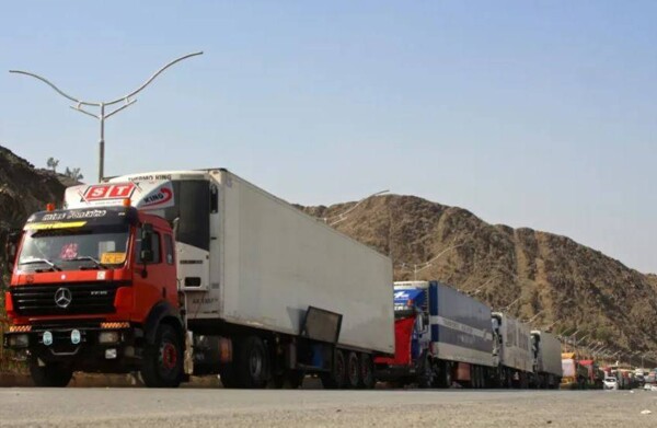 Pakistan to Temporarily Open Borders for Afghanistan Humanitarian Aid