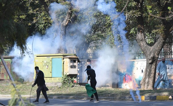Pakistan Riots After Iran Attack