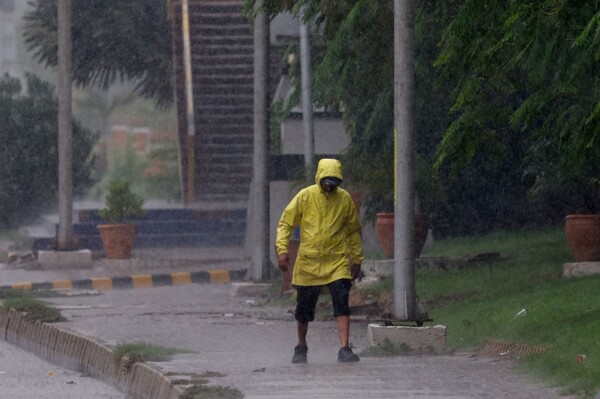 Трагическое оползень унесло жизни 12 человек в Пакистане